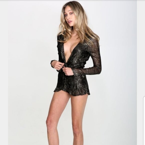 Metallic Fairytale Love Tie Romper Small NWT - Picture 4 of 11